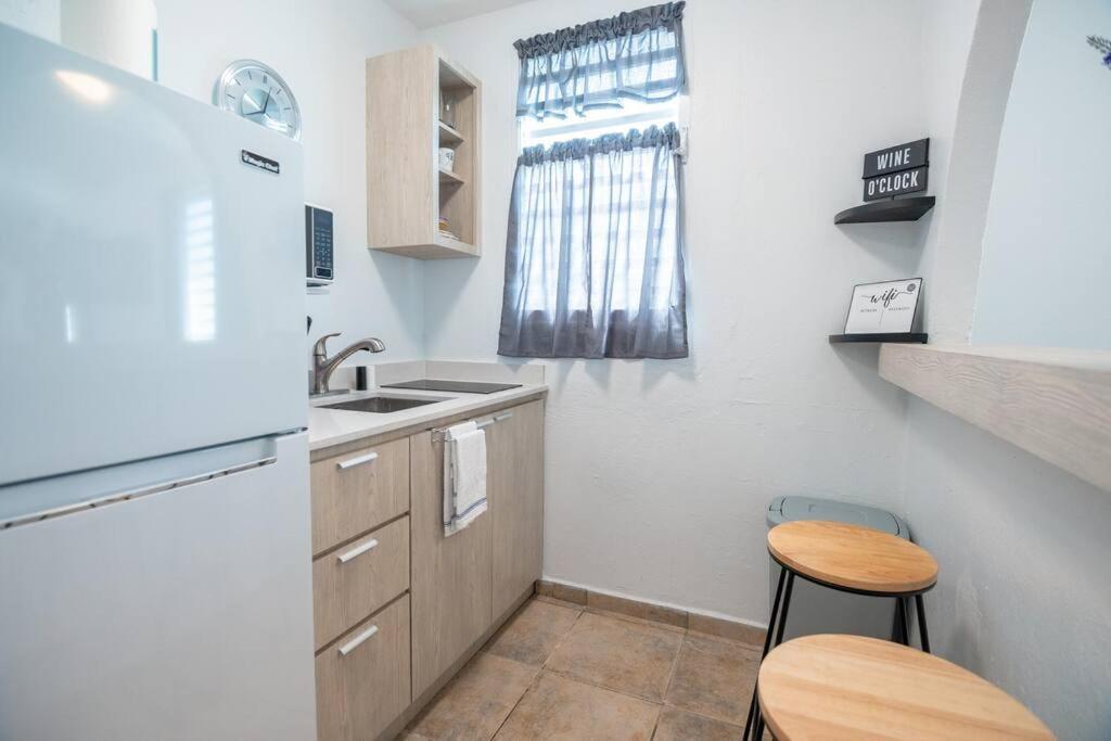 3 Santurce 2 Bedroom 1Bathroom Apt Сан-Хуан Экстерьер фото