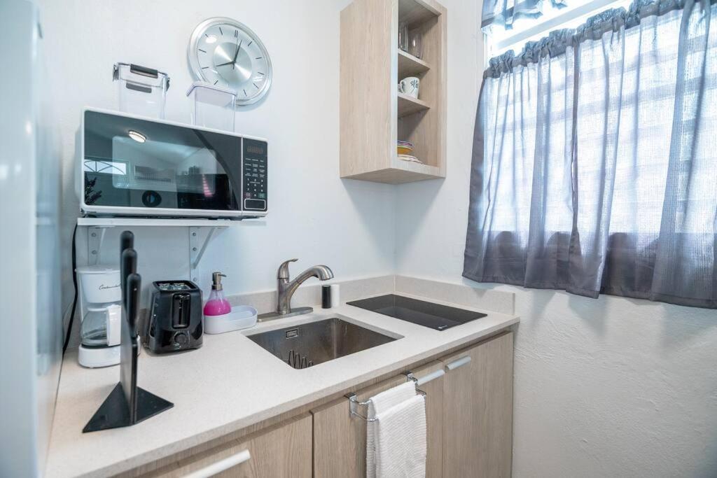 3 Santurce 2 Bedroom 1Bathroom Apt Сан-Хуан Экстерьер фото